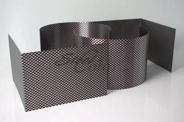 Steel Color Goccia Rosso lamiera goffrata